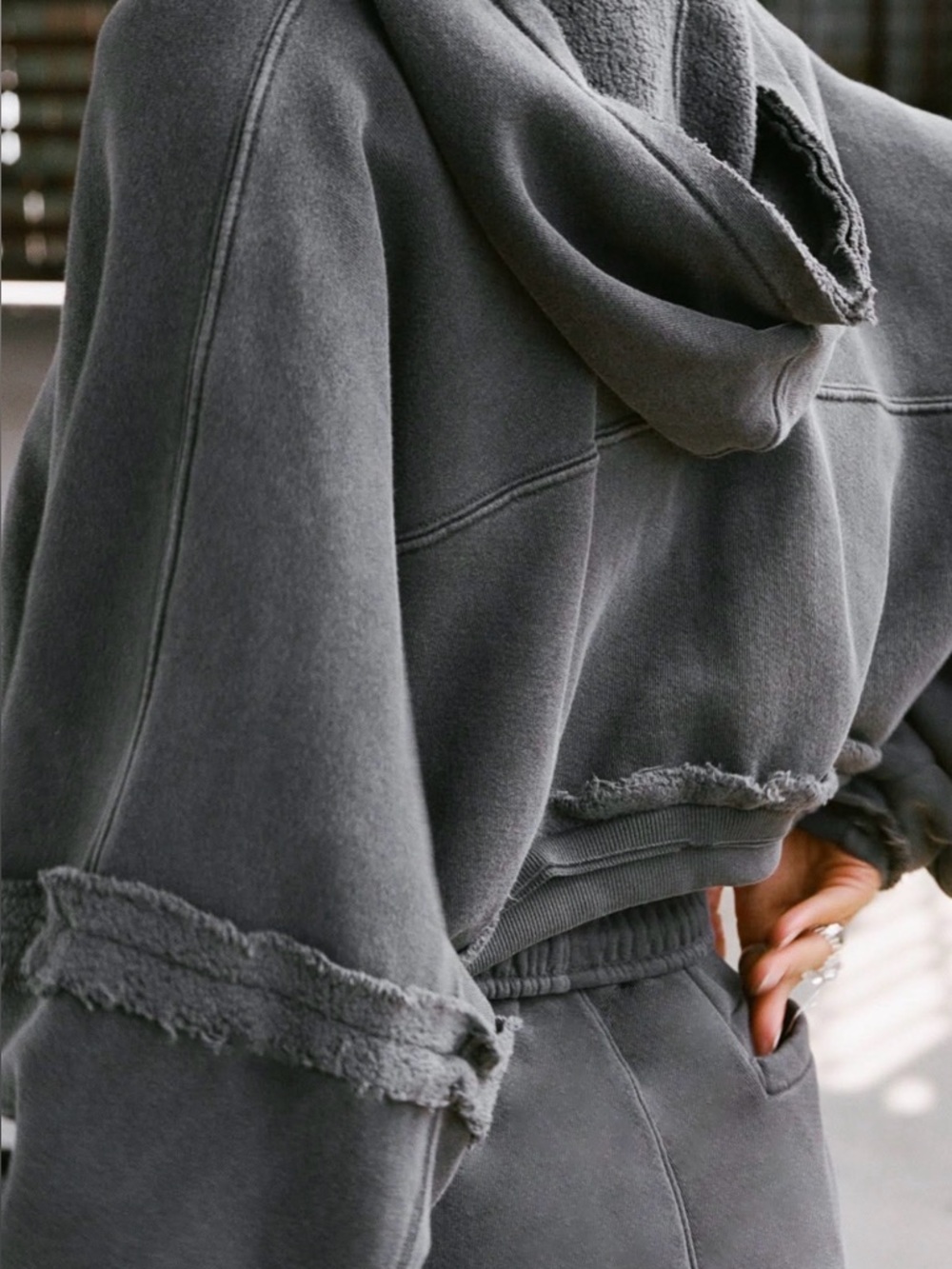 ⭐️POL 2 Toned Cropped Hoodie⭐️